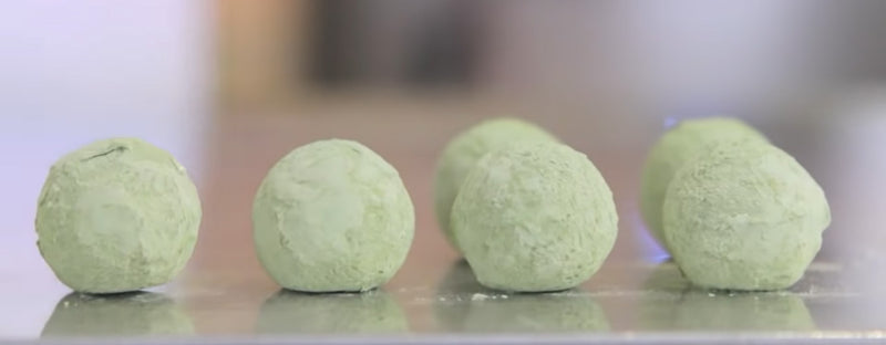 Truffle Shells Filling Closing Plate