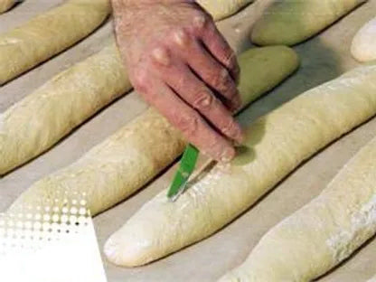 Lame Pour Marquer Le Pain Droit